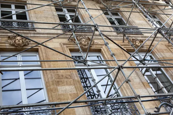 chantier renovation travaux monte charge lyon